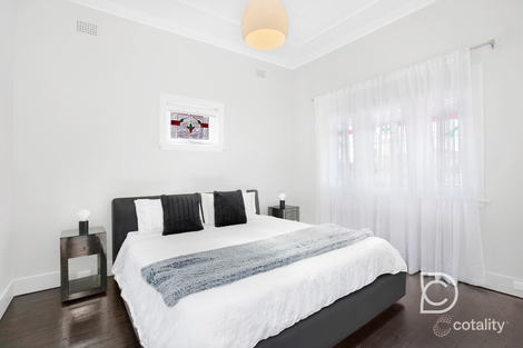 Property photo of 4 Boronia Avenue Russell Lea NSW 2046