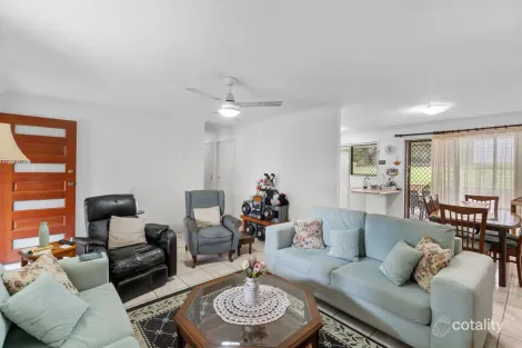 Property photo of 5 Fortril Drive Springwood QLD 4127