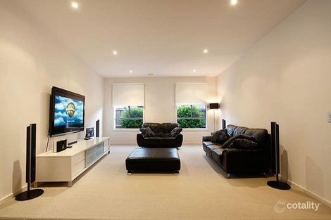 Property photo of 27 Butterfly Boulevard Tarneit VIC 3029