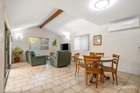 Property photo of 11 Boynedale Street Carindale QLD 4152