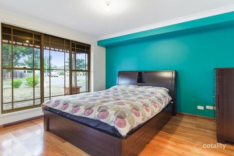Property photo of 25 Wombeyan Court Wattle Grove NSW 2173