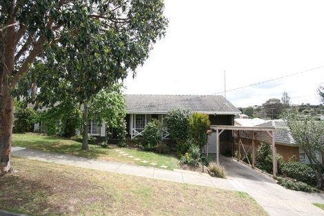 8 Glenmire St, Highton, VIC 3216