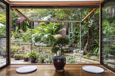 Property photo of 3 The Chase Lovett Bay NSW 2105