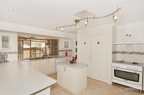 Property photo of 1 Cobb Court Greenfields WA 6210