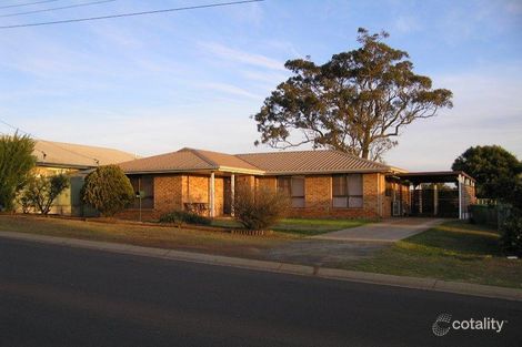 102 Hursley Rd, Newtown, QLD 4350