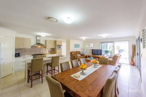 15 Frogmouth Cct, Mountain Creek, QLD 4557