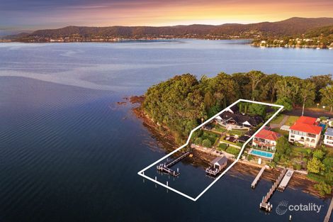 1 Albany St, Point Frederick, NSW 2250