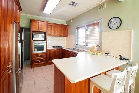 Property photo of 3 Holland Court Newport VIC 3015