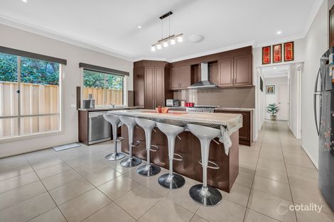 Property photo of 6 Warner Way Caroline Springs VIC 3023