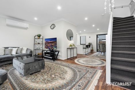 Property photo of 3 Lumeah Drive Cranbourne West VIC 3977