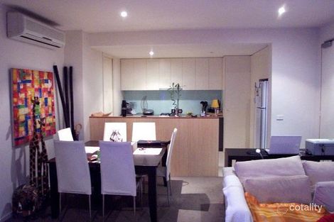 Property photo of 2/219-221 Alma Road St Kilda East VIC 3183