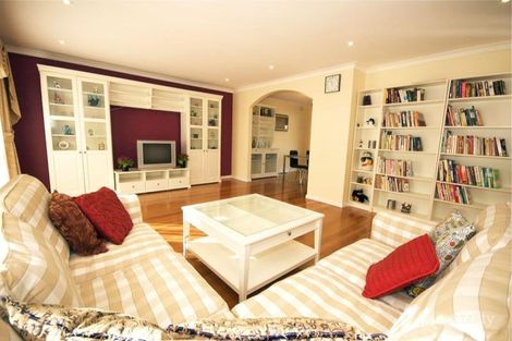 4 Cambara Ct, Vermont South, VIC 3133