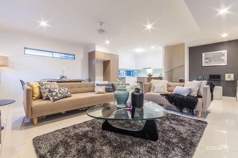 Property photo of 2/47 Horatio Street Annerley QLD 4103