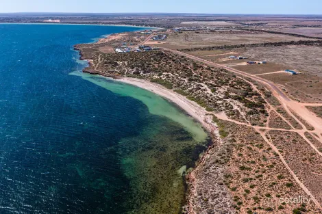 Property photo of 111 Bosanquet Boulevard Ceduna Waters SA 5690