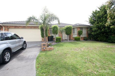 Property photo of 10 Hannah Avenue Hillside VIC 3037