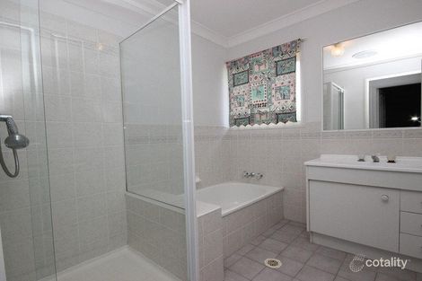 Property photo of 18 Rockman Drive Raceview QLD 4305