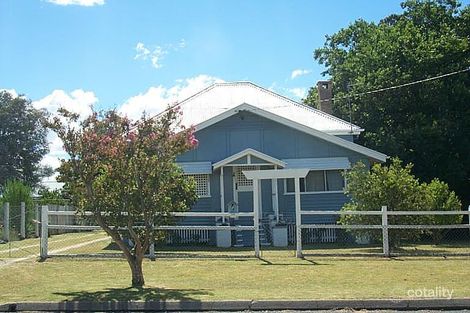 39 Gore St, Warwick, QLD 4370