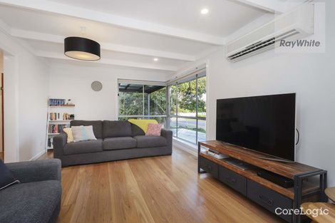 Property photo of 24 Elmhurst Road Gladstone Park VIC 3043