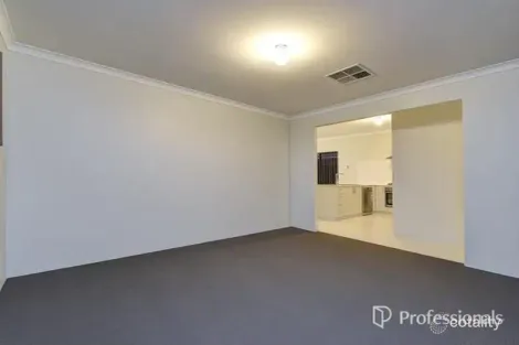 Property photo of 8 Amethyst Street Treeby WA 6164