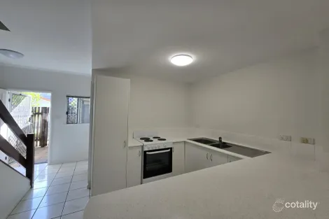 Property photo of 10/42 Springfield Crescent Manoora QLD 4870