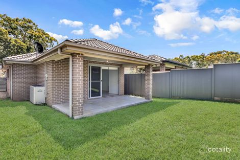 Property photo of 8 Blackthorn Place Ropes Crossing NSW 2760