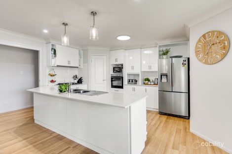 Property photo of 8 Wildcard Drive Glenvale QLD 4350