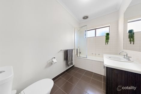 Property photo of 2/174 William Street St Albans VIC 3021