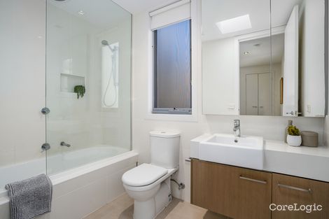 Property photo of 18 Princeton Terrace Bundoora VIC 3083