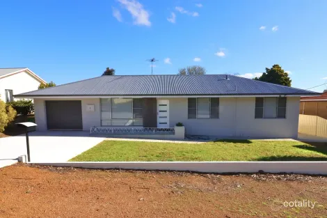 Property photo of 6 Rogers Street Wongan Hills WA 6603