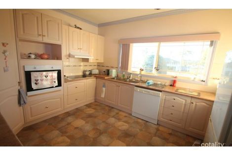 Property photo of 2 Adrienne Court Warwick QLD 4370