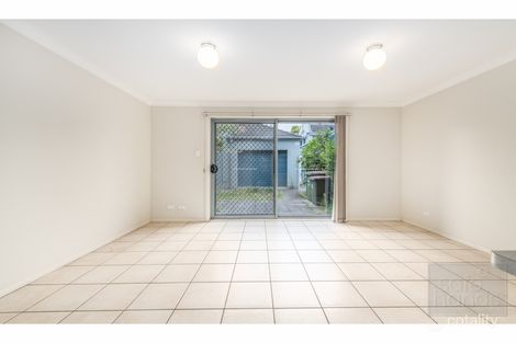 Property photo of 4/14 The Lane Maryville NSW 2293