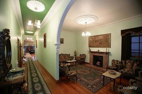 Property photo of 169 Napier Street Essendon VIC 3040