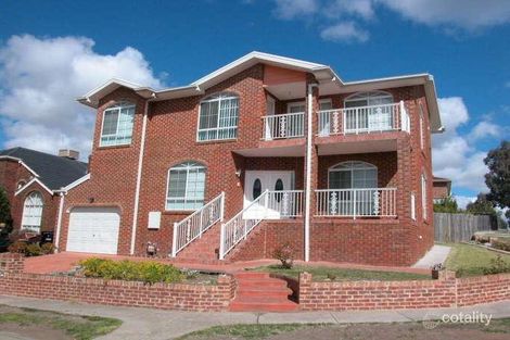 1 Preston Ave, Roxburgh Park, VIC 3064