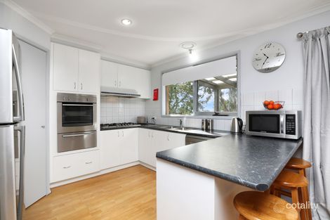 Property photo of 11 Blackman Close Sunbury VIC 3429