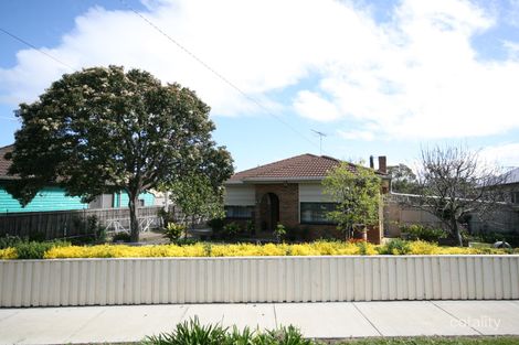 4 MILTON ST, BELL PARK, VIC 3215