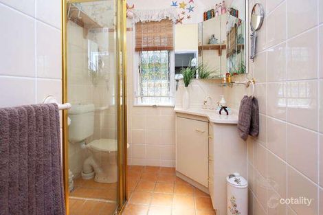 Property photo of 2230 Wynnum Road Wynnum QLD 4178