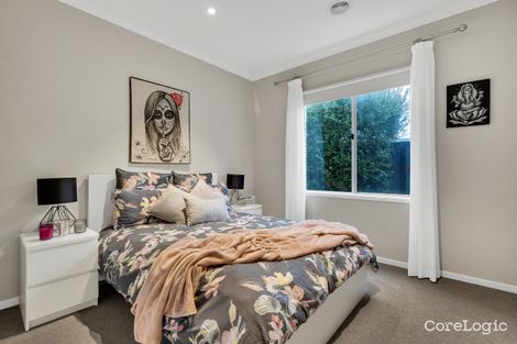 Property photo of 14 Montreal Circuit Craigieburn VIC 3064