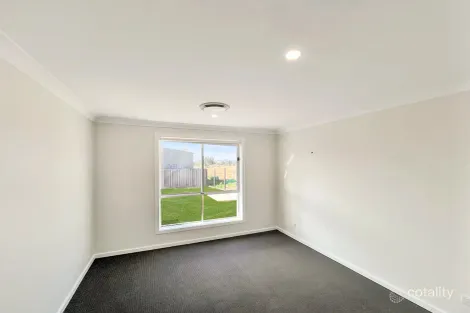 Property photo of 43A Knox Crescent Caerleon NSW 2850