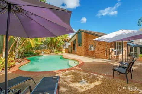 Property photo of 28 Oloway Crescent Alexandra Headland QLD 4572