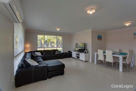 Property photo of 39 Dalmeny Drive Macquarie Hills NSW 2285