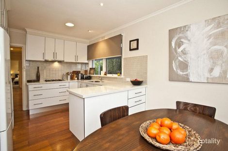 Property photo of 2 Morocco Court Glen Waverley VIC 3150