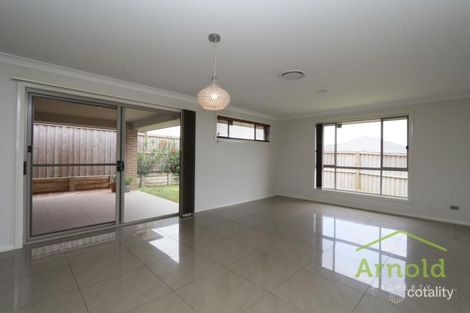Property photo of 14 Warbler Avenue Aberglasslyn NSW 2320