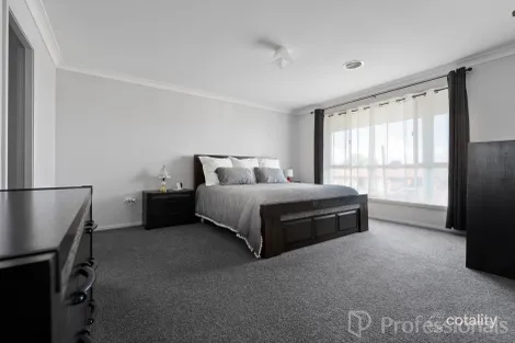 Property photo of 8 Willow Drive Kelso NSW 2795