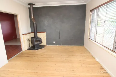 Property photo of 74 Logan Street Tenterfield NSW 2372
