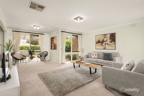 Property photo of 40 Statesman Crescent Mill Park VIC 3082