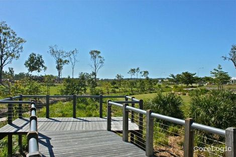 Property photo of 25 Sanctum Boulevard Mount Low QLD 4818