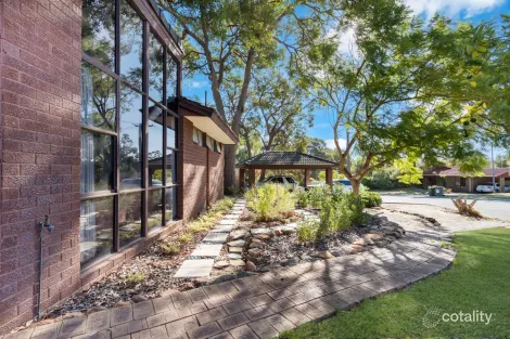 6 Reserve Cl, Greenwood, WA 6024