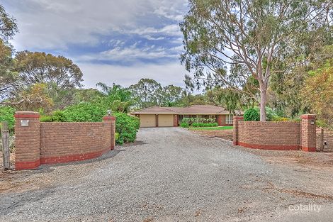 8 Louisa Rd, Lewiston, SA 5501