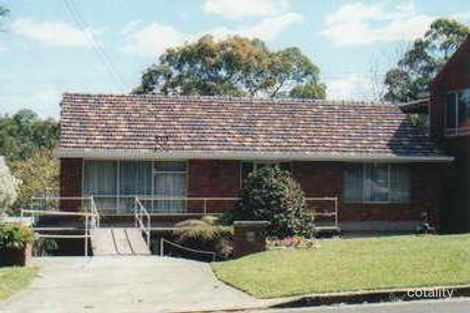 Property photo of 30 Jindabyne Crescent Peakhurst Heights NSW 2210