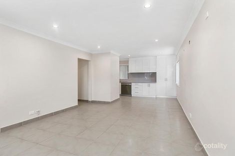 Property photo of 2 Kathleen Avenue Lurnea NSW 2170
